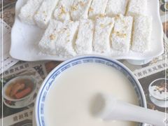 -周大娘牛乳(旧寨古村总店)