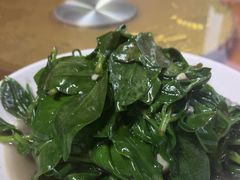 -芦茨金富饭庄·25年老字号·专做稻草鸡