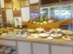 -大中华希尔顿酒店-念自助餐·嗨啤·小龙虾