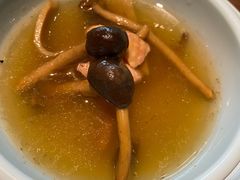 -有红鸡毛店·川菜(建设路店)