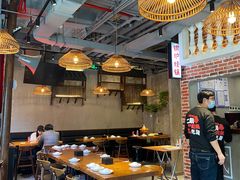 大堂-炉小二铜锅牛蛙•川湘菜(三里屯店)
