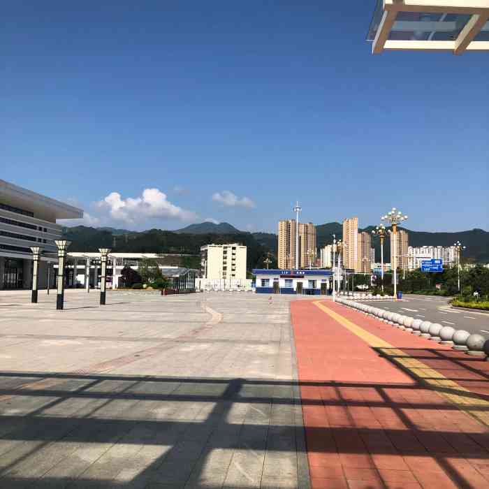 延平西站-"离家超级近的车站,就在原本西芹小学的位置.