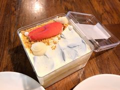 海盐荔枝蛋糕盒子-派悦坊·甜品·蛋糕(日坛店)