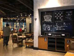 大堂-星巴克臻选(宁波天一广场店)