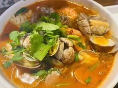 -何记花甲(海岸城旗舰店)