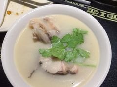 -陈大锅·岳阳鱼馆·地道岳阳菜(美食街店)