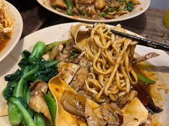 -方铲铲·成都板凳面(滨江银泰店)