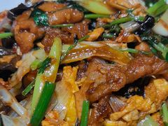 -东口码头·烧鸽子·鱼头泡饼·地方菜(金鹰悦城店)