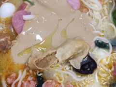 -新百广场(地铁站)