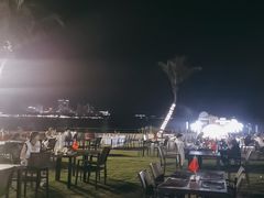 -JW万豪厨房餐厅·滨海草坪烧烤·海鲜·海景(三亚绿发山海天JW万豪酒店)
