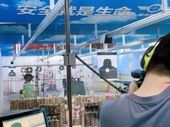 -都市枪神实弹射击俱乐部