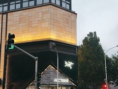 -ARC'TERYX始祖鸟(北京王府中环店)