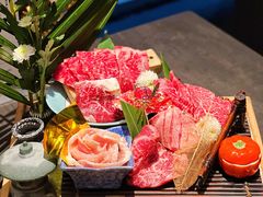 -铭牛烧肉·和牛海鲜自助(高新月牙湖店)