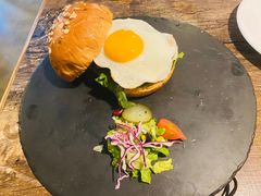 -HIGH FIVE哈福手工汉堡(桂林路店)