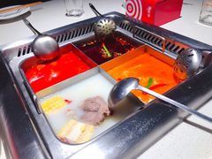 -海底捞火锅鲜切牛肉主题店(长寿路店)