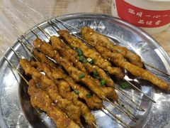 猪肉串-江城燕子大排档(江汉路步行街店)