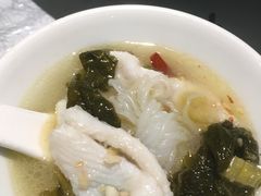 -姚姚酸菜鱼·金戈戈香港豉油鸡(喜荟城联名店)
