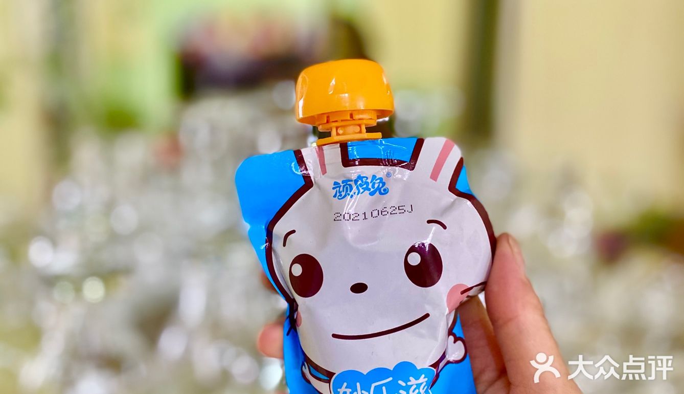 低卡零食果冻测评丨可可爱爱顽皮兔吸吸果冻