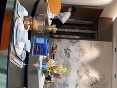 -鼎泰亨·海鲜牛肉餐厅(滨江店)