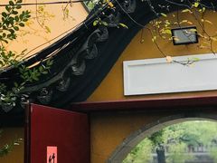 -龙华寺