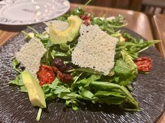 芝士脆片芝麻叶-IL TEATRO 精品意大利餐厅