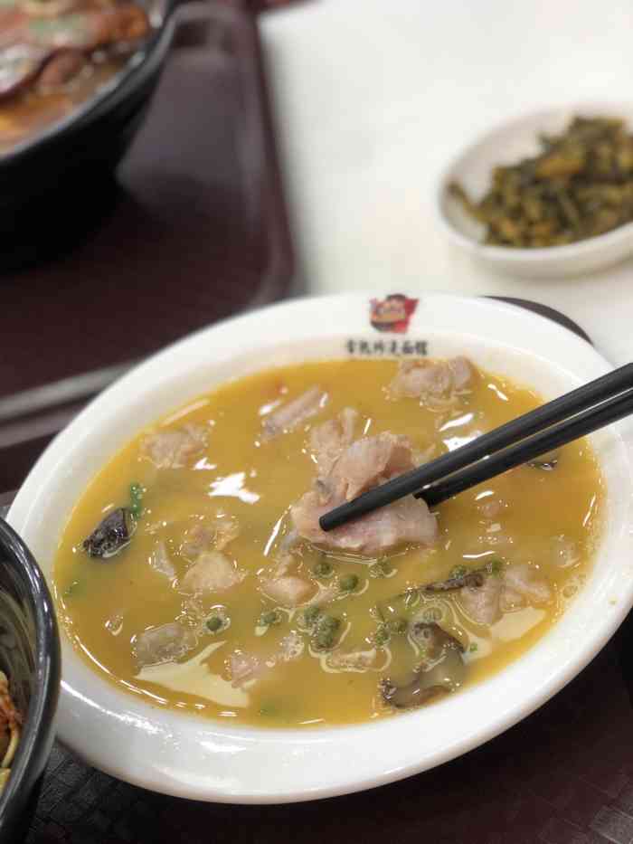 常熟炒浇面馆(淮海路旗舰店)-"「黄鱼虾仁面」「特色三鲜面」位置很好