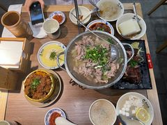 -肖四女乐山跷脚牛肉(世博源店)