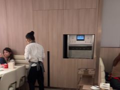 -海底捞火锅(杭州庆春路夜宵主题店)