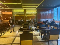 -大中华希尔顿酒店-念自助餐·嗨啤·小龙虾