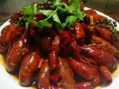 麻辣小龙虾-大城·烧烤海鲜大排档(台东店)