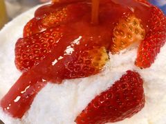 草莓纷纷雪-糖纸甜品(印象城店)