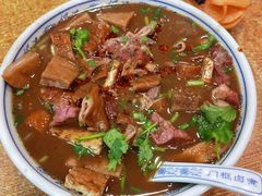 卤煮火烧-门框胡同百年卤煮(新街口店)