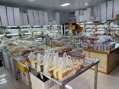 面包甜点陈列柜-幸福蛋糕坊(金顶街店)