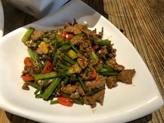 小炒黄牛肉-百翠山居.家飨餐厅