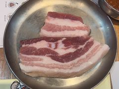 刀鞘五花肉-姜虎东白丁烤肉(虹桥天地店)