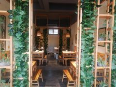 -大众跷脚牛肉馆·非遗传承单位(峨眉山店)