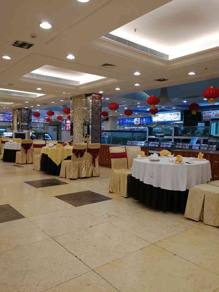 南京东骏海鲜酒家-"服务太差,上菜好慢,价格没有虾婆婆公道.