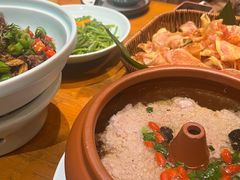 -老滇山寨•云南特色菜•地方菜•民族风情歌舞表演(金碧店)