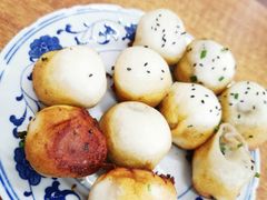 -老字号眼镜子煎包汤包店