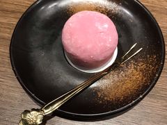 草莓和果子冰淇淋-雷神拉面(财富中心玉米楼店)