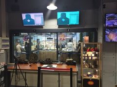 -都市枪神实弹射击俱乐部