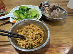 骨髓筒骨-广达眼镜炖罐(广达店)