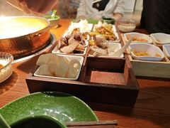 -花菇朵·云山雀 ll 野生菌火锅·精品云南菜(万柳店)