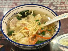 -长人馄饨铺(解放街店)