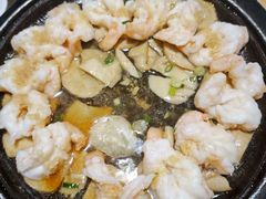 -东口码头·烧鸽子·鱼头泡饼·地方菜(金鹰悦城店)