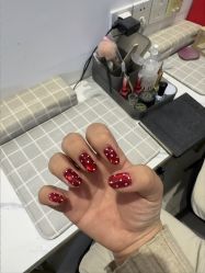 -UGIRL有个美甲