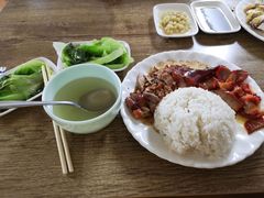 -煲煲香快餐(南京路店)