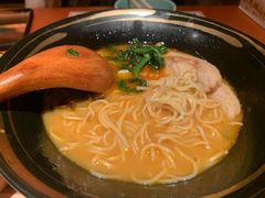 牛肉拉面-仓桥家·焗寿司·锅物(光谷步行街店)