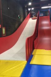 -蹦贝运动中心·蹦床·攀岩·闯关(龙岗店)