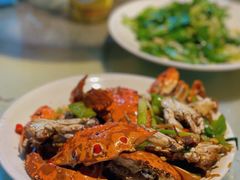 -三亚火车头万人海鲜广场